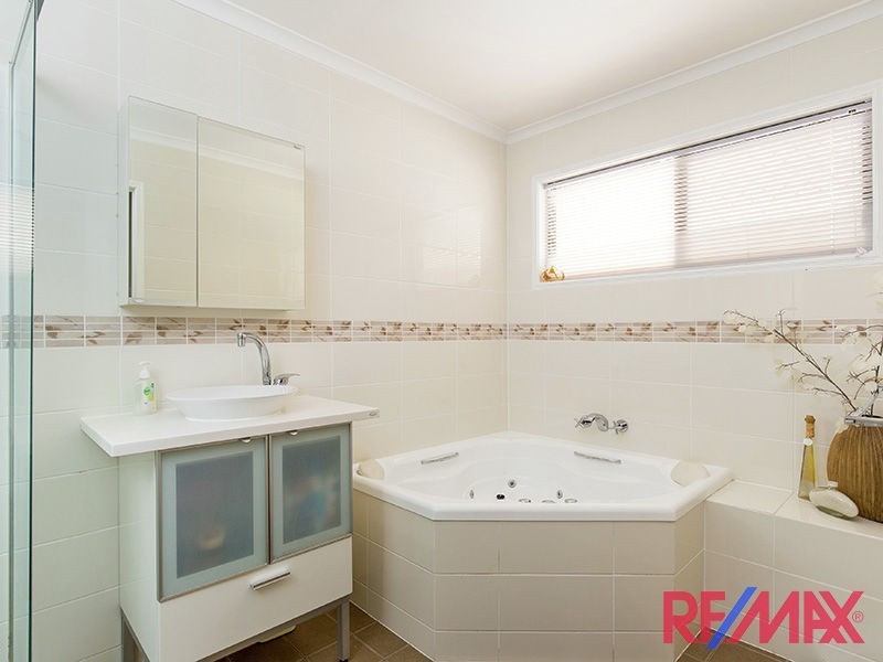 185 Plantain Road, Shailer Park QLD 4128