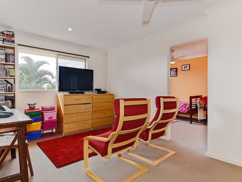 10 Albatross Close, North Lakes QLD 4509