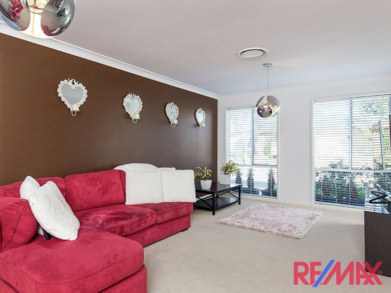 22 Kowari Crescent, North Lakes QLD 4509