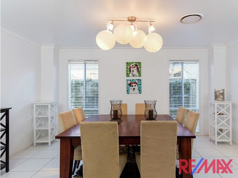 22 Kowari Crescent, North Lakes QLD 4509
