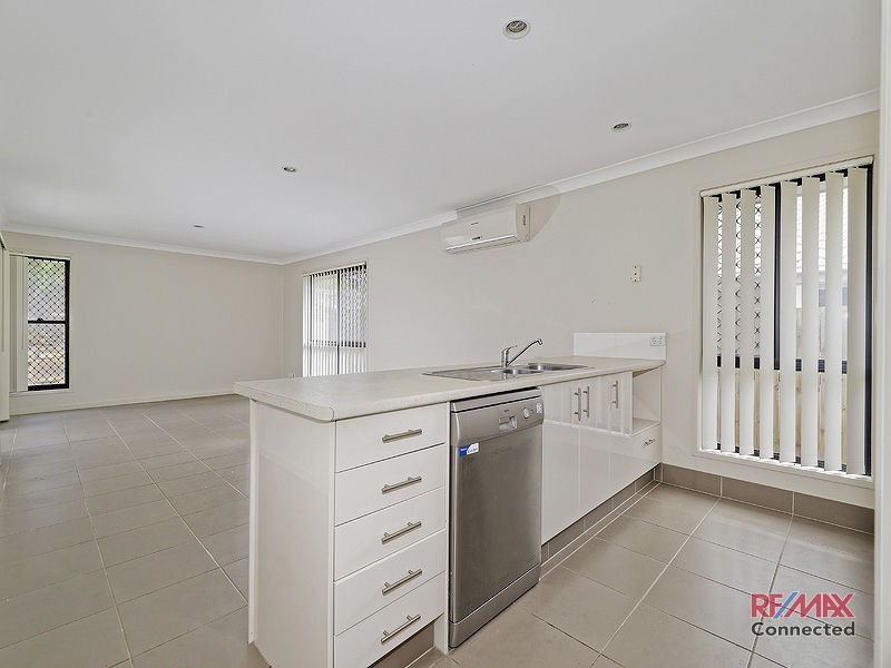 12 Suntrust Street, North Lakes QLD 4509