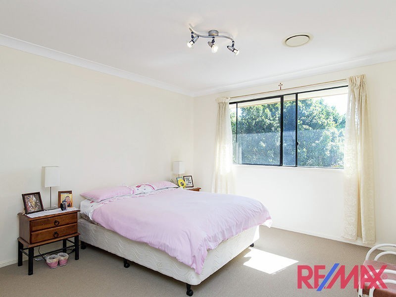 23 Montclare Court, Cashmere QLD 4500