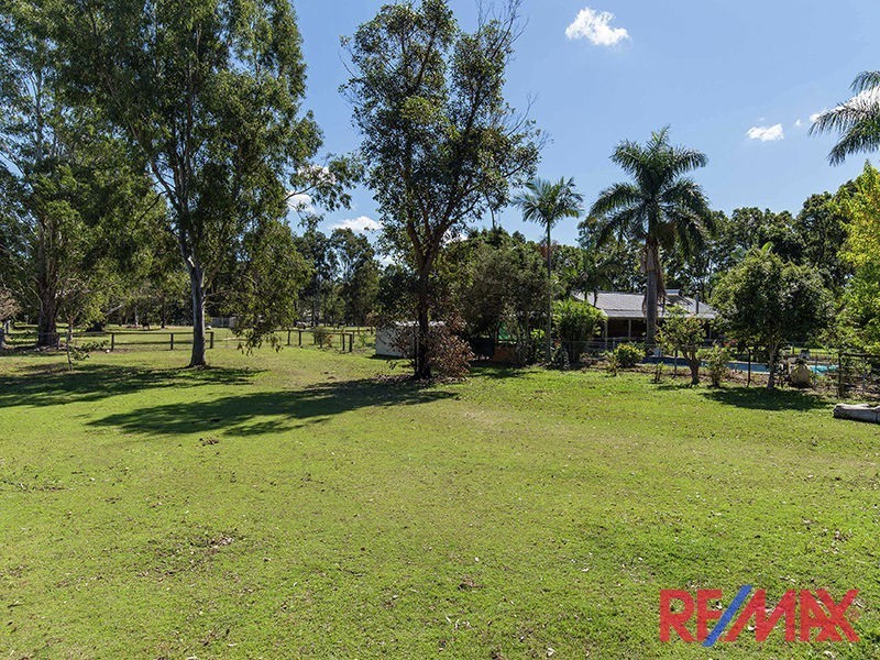 136 Mathew Crescent, Burpengary QLD 4505