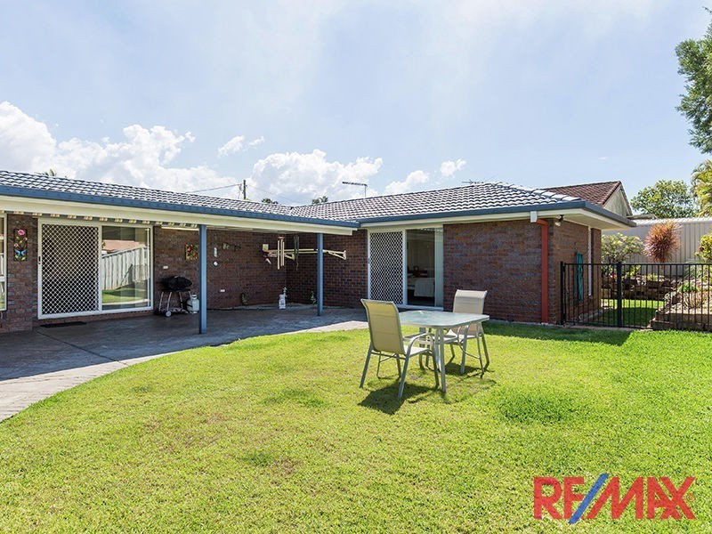 13 Winter Rd, Kallangur QLD 4503