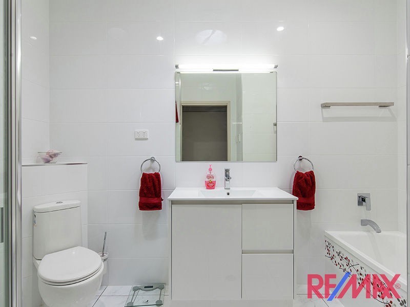 9 Brook St, Everton Park QLD 4053