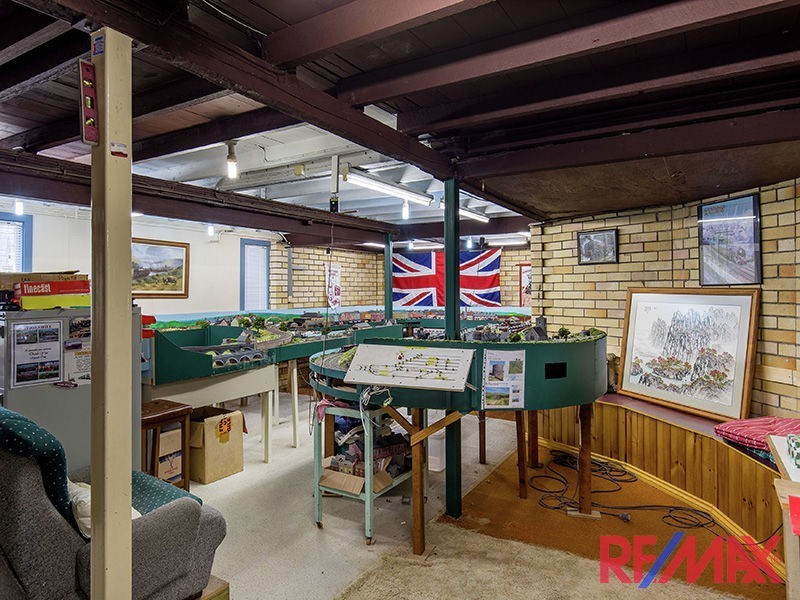 9 Brook St, Everton Park QLD 4053