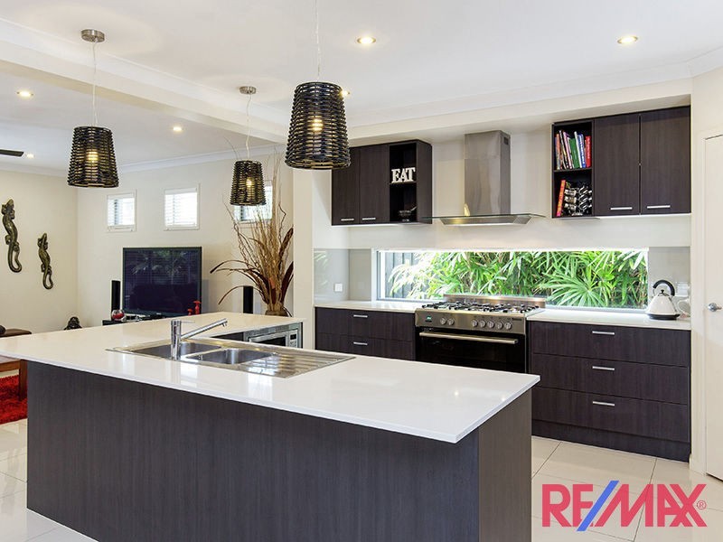 8 Faldo Court, North Lakes QLD 4509