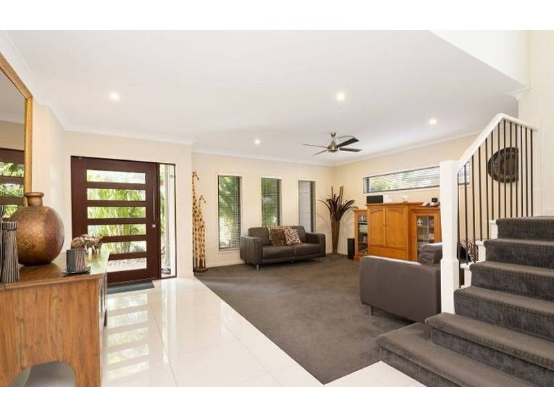 8 Faldo Court, North Lakes QLD 4509