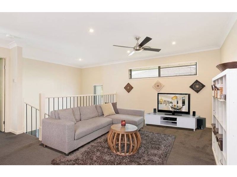 8 Faldo Court, North Lakes QLD 4509