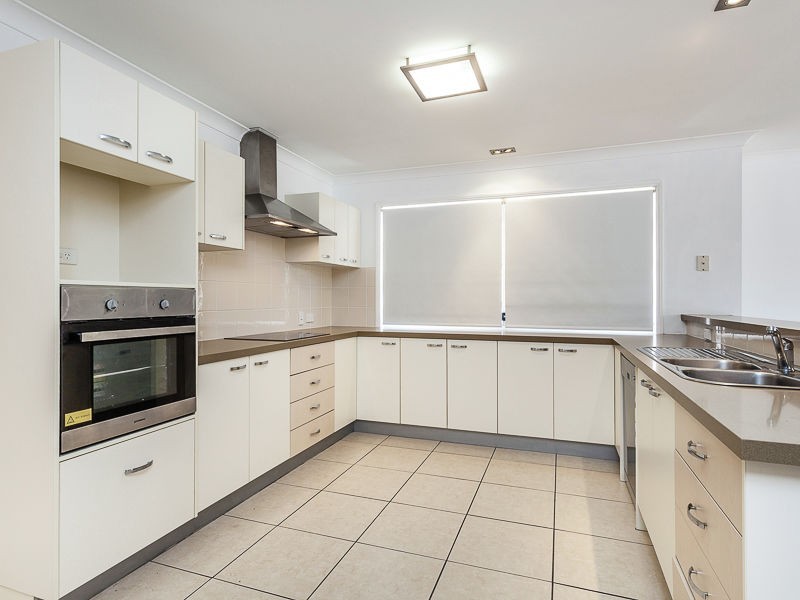 11 CANUNDRA ST, North Lakes QLD 4509