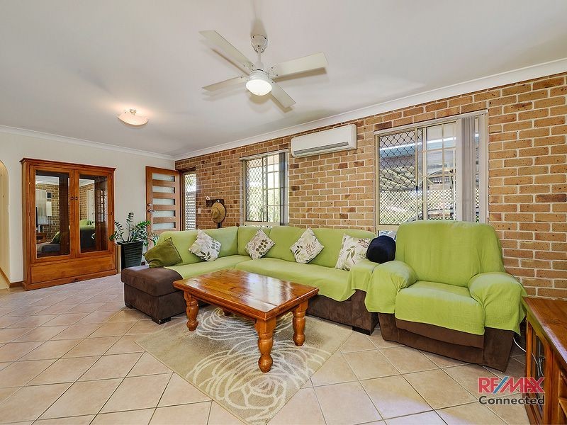 3 Pandanus Court, Kallangur QLD 4503