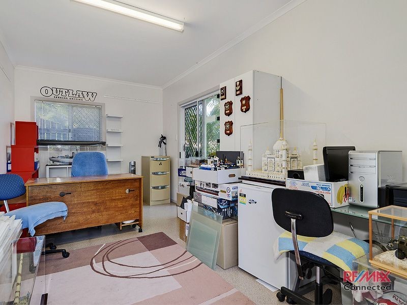 3 Pandanus Court, Kallangur QLD 4503