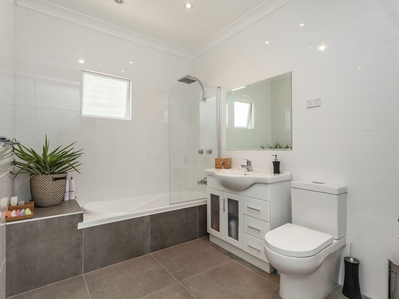 83 Thomas Street, Clontarf QLD 4019