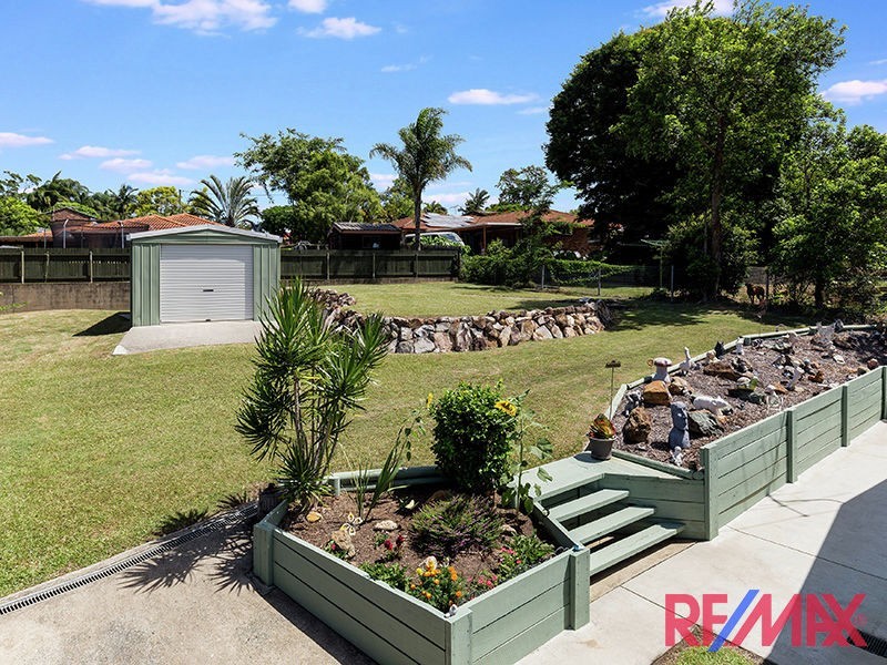 32 Sylvester Dr, Kallangur QLD 4503