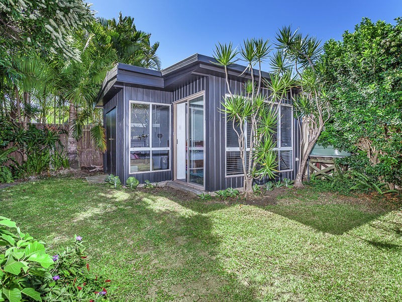 54 Sportsground St, Redcliffe QLD 4020