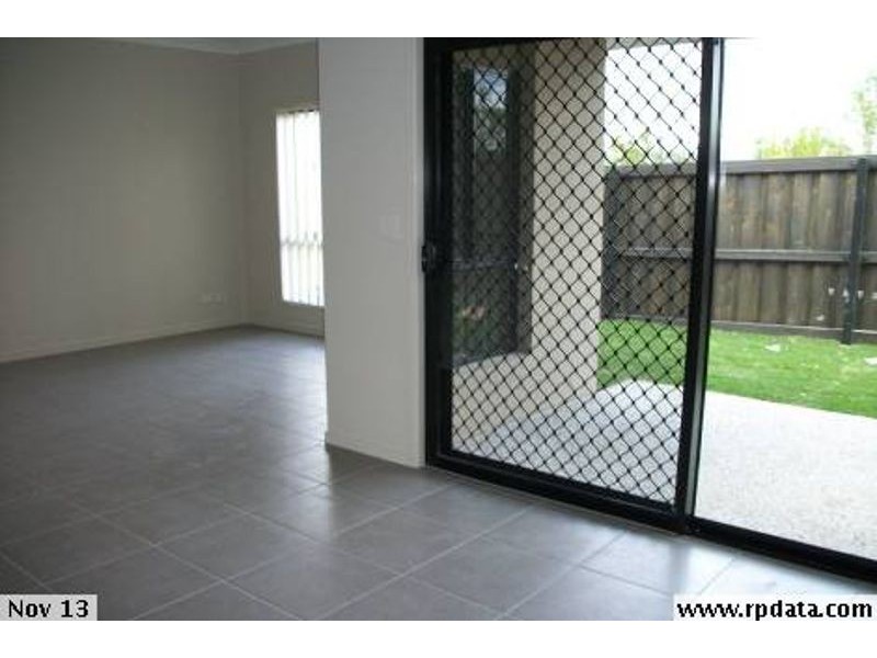 20 Dunes Cres, North Lakes QLD 4509