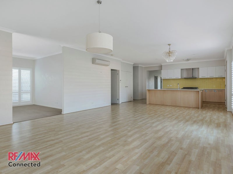 22 Freeman Street, North Lakes QLD 4509