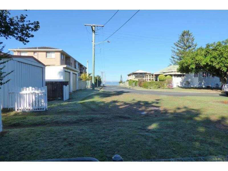 31 Lane Street, Clontarf QLD 4019
