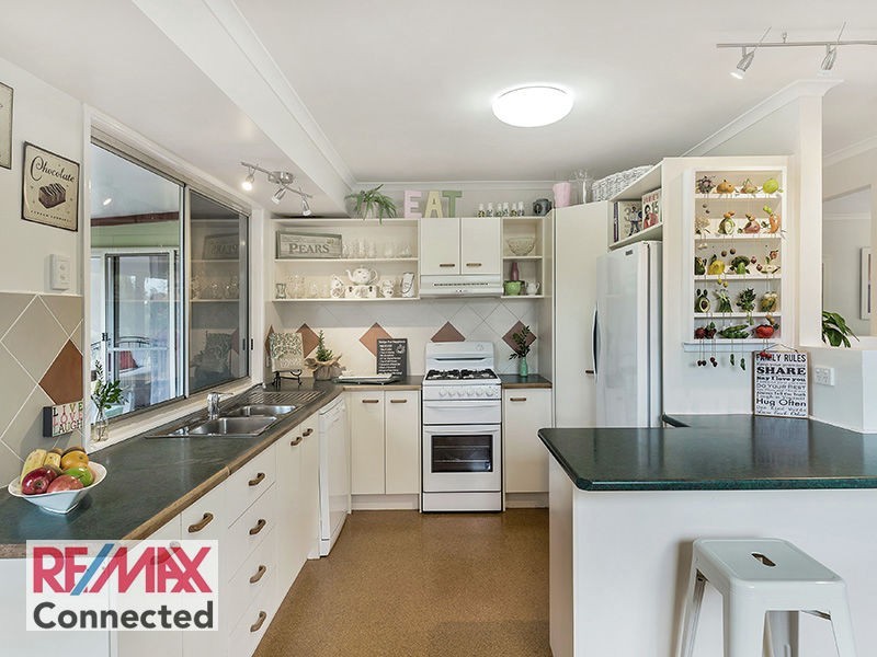 9 Alrex St, Everton Hills QLD 4053