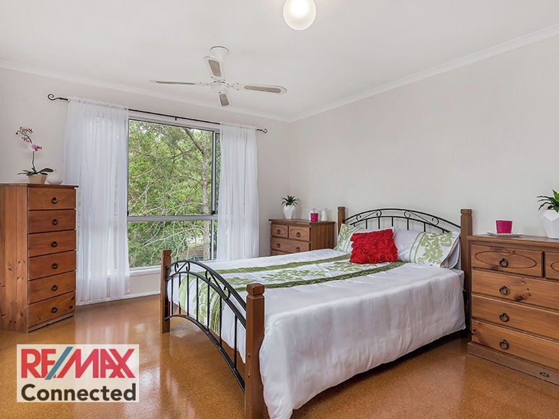 9 Alrex St, Everton Hills QLD 4053