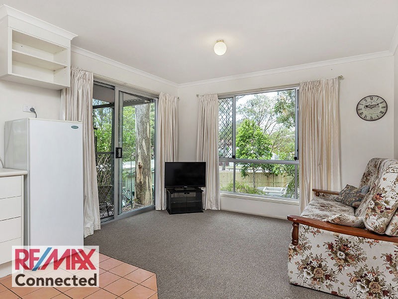 9 Alrex St, Everton Hills QLD 4053