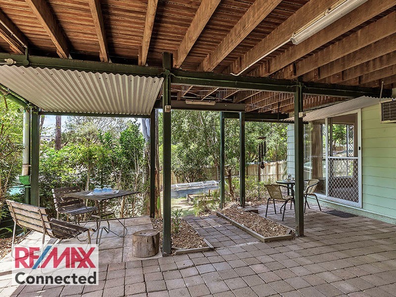 9 Alrex St, Everton Hills QLD 4053