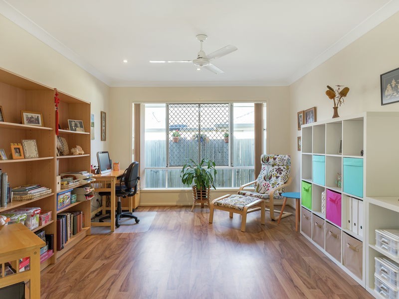 18 Gannet Cct, North Lakes QLD 4509