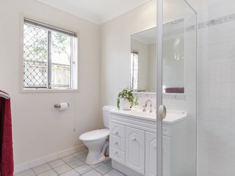 18 Gannet Cct, North Lakes QLD 4509