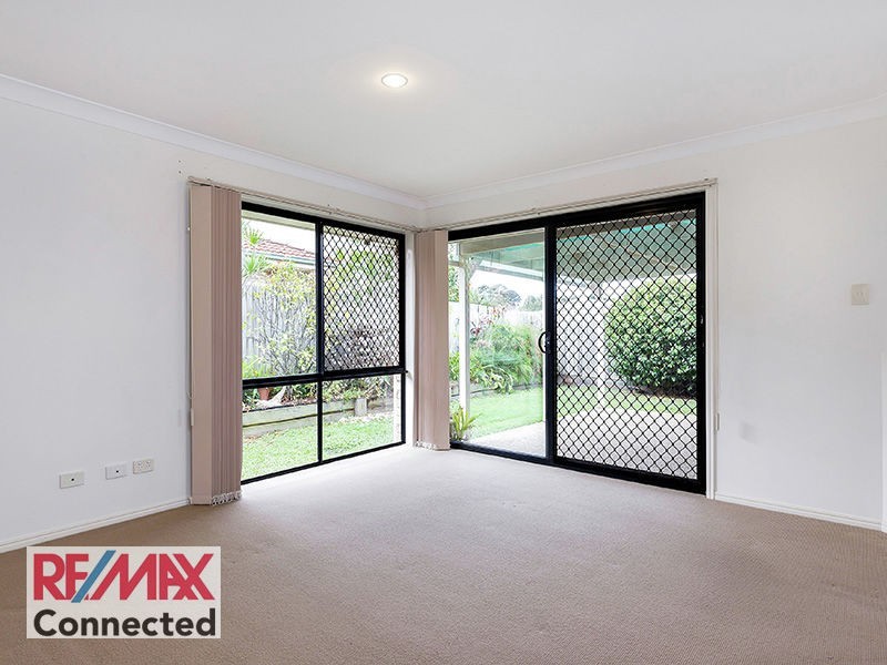 7 Mowbray Court, Kallangur QLD 4503