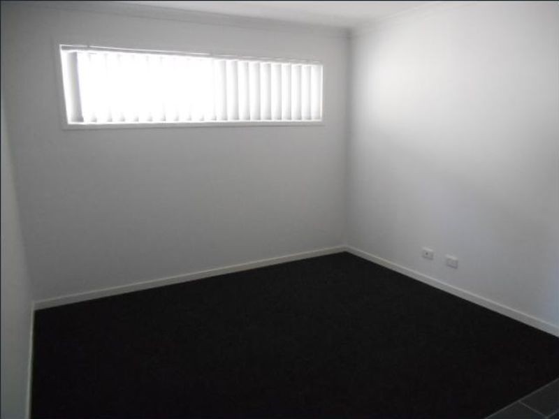 16 Yarrow Cct, Griffin QLD 4503