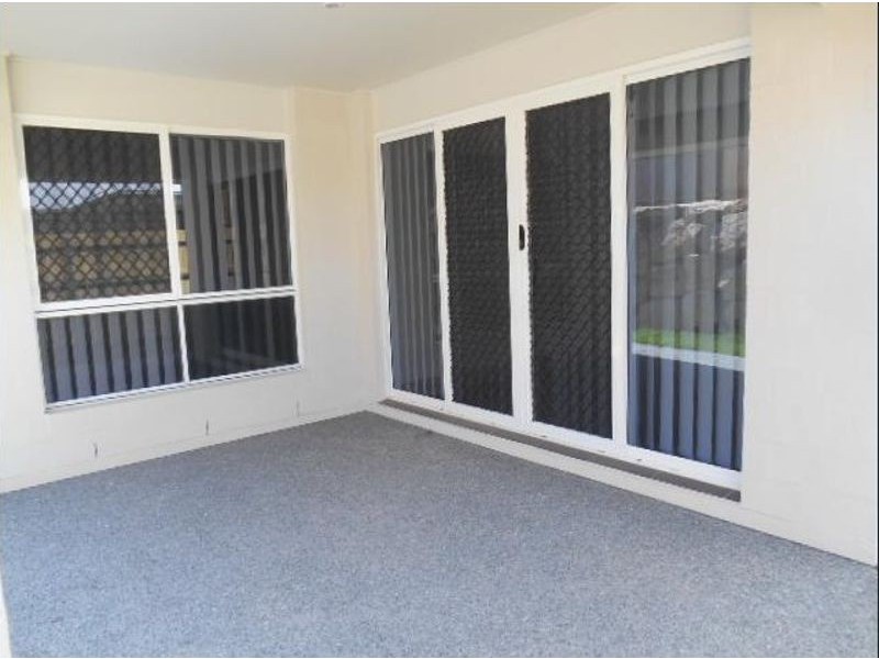 16 Yarrow Cct, Griffin QLD 4503