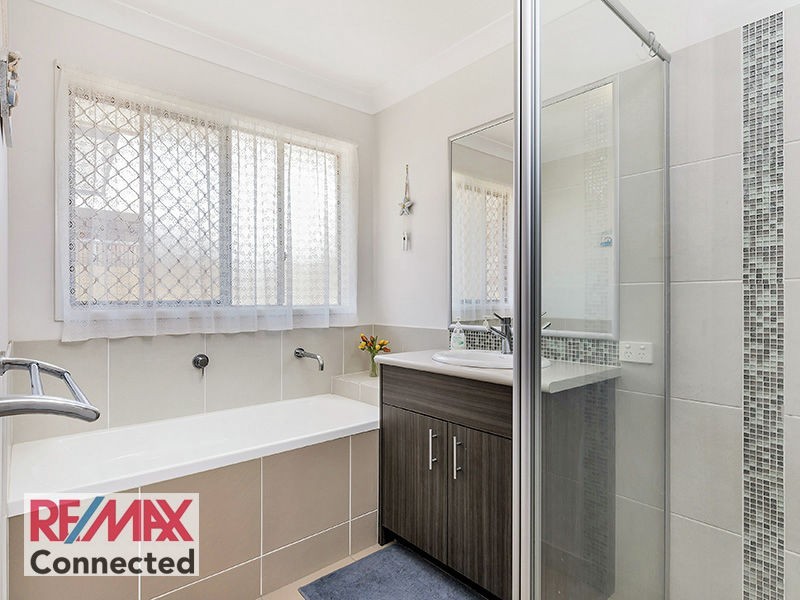 39 Daintree Cct, North Lakes QLD 4509