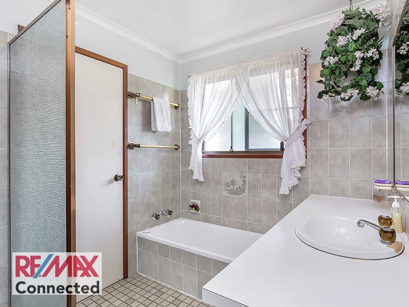 14 Bottle-Brush Court, Kallangur QLD 4503