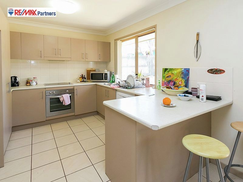 2/36A Tavistock Street, Torquay QLD 4655
