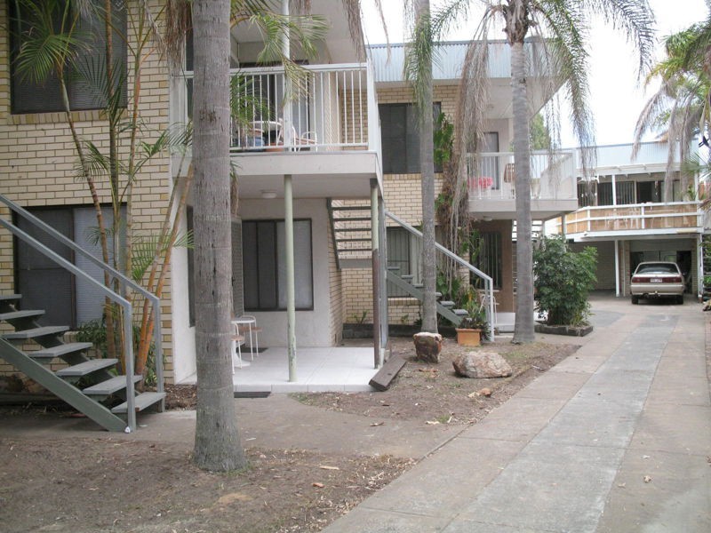 3/480 Charlton Esplanade, Torquay QLD 4655