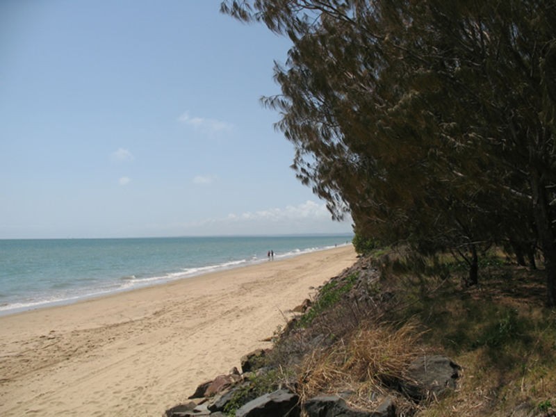 3/480 Charlton Esplanade, Torquay QLD 4655