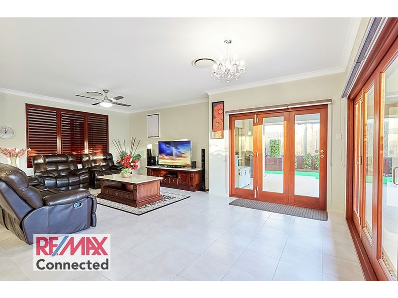 2 Satinay Parade, North Lakes QLD 4509