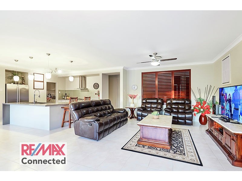 2 Satinay Parade, North Lakes QLD 4509