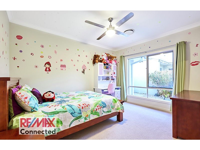 2 Satinay Parade, North Lakes QLD 4509