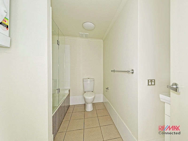 408/1 Kingsmill Street, Chermside QLD 4032
