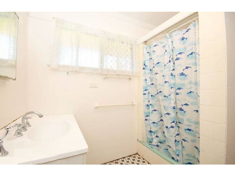 172 School Road, Kallangur QLD 4503