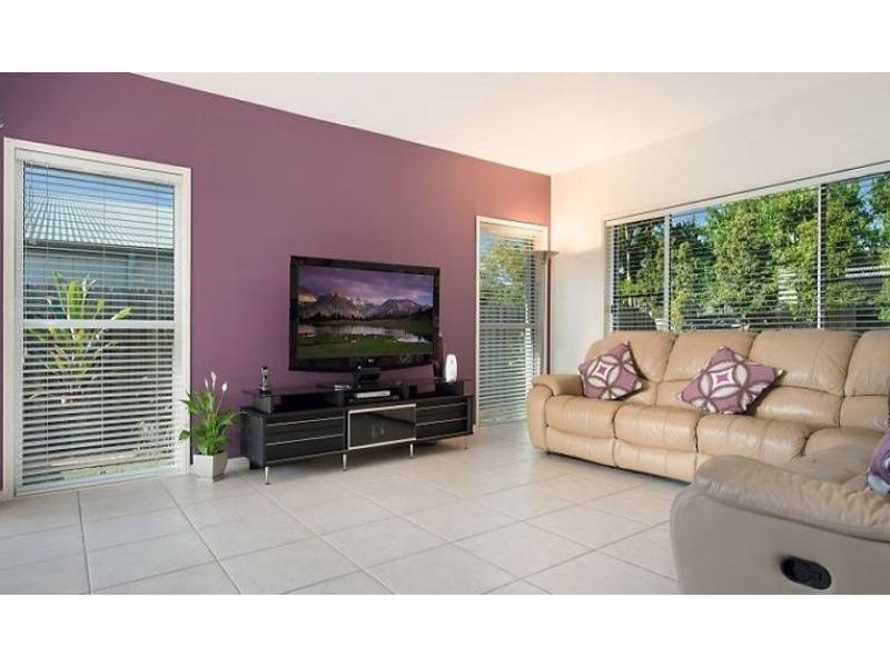 12 Elkington Circuit, North Lakes QLD 4509