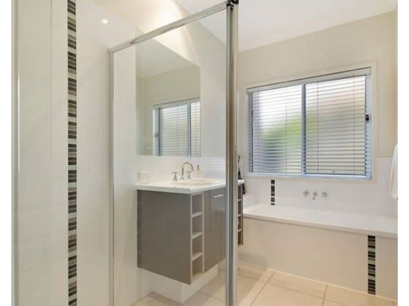 12 Elkington Circuit, North Lakes QLD 4509