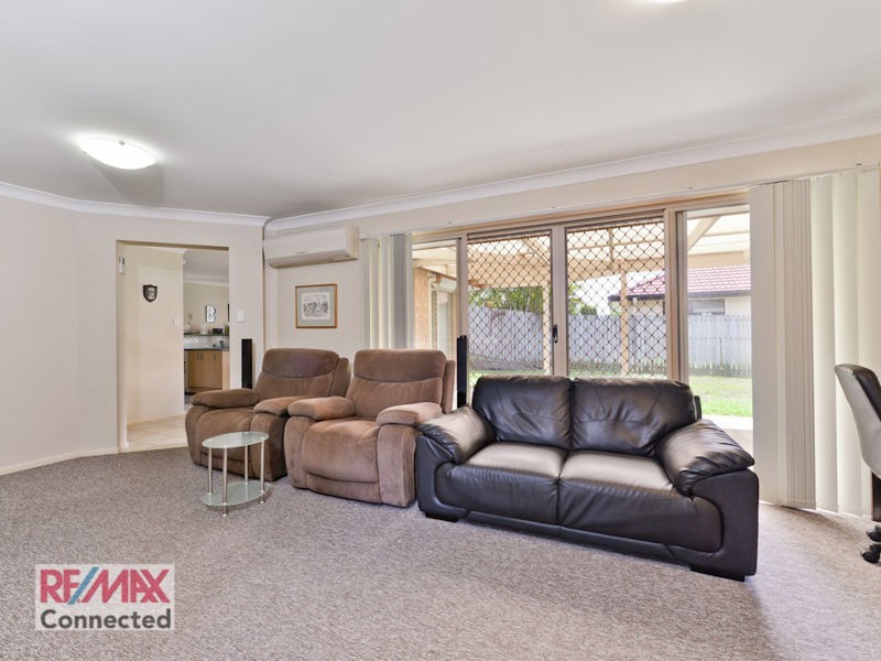 4 Southerden Drive, North Lakes QLD 4509