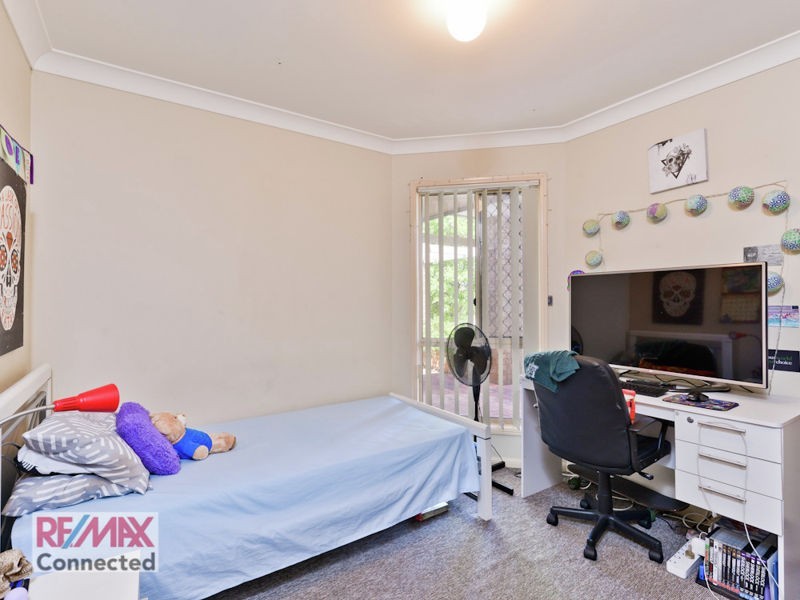 4 Southerden Drive, North Lakes QLD 4509