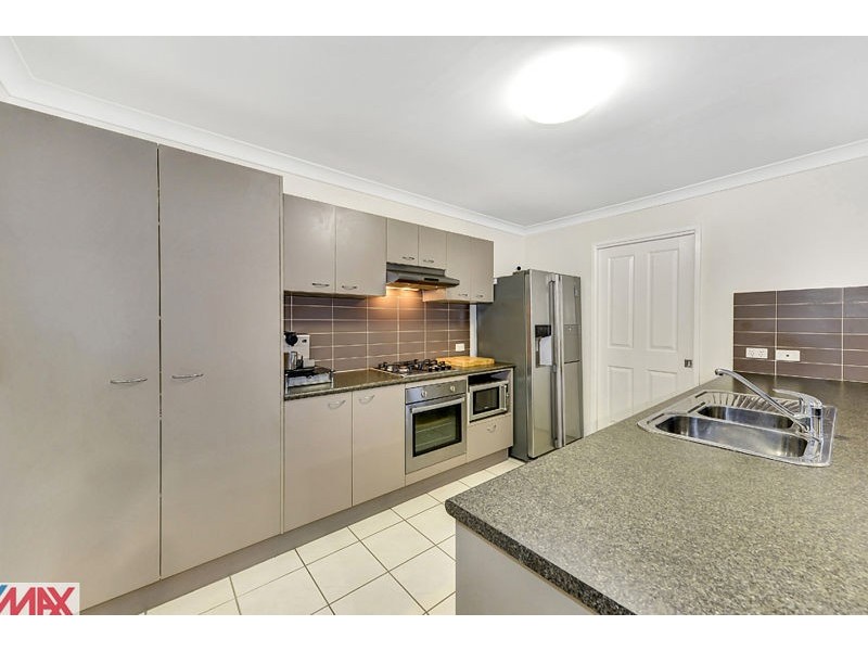 5 Violet St, Kallangur QLD 4503