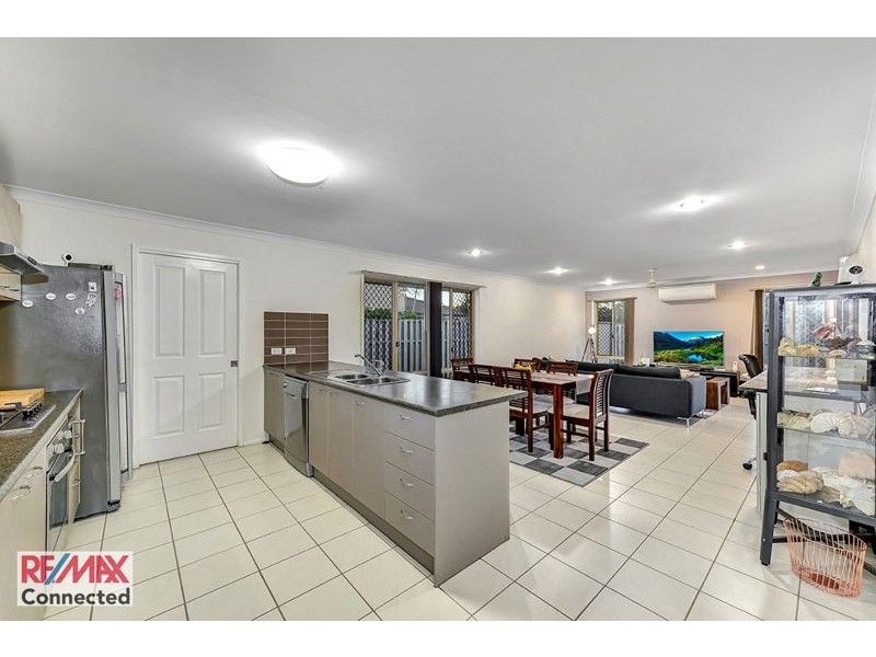 5 Violet St, Kallangur QLD 4503