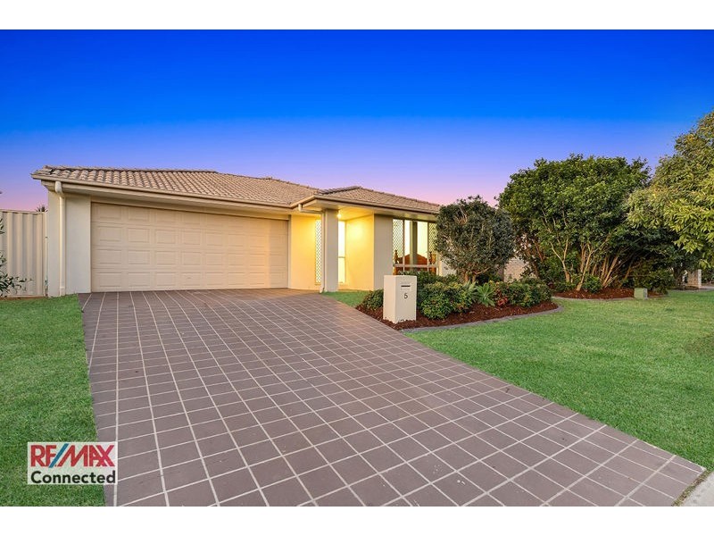 5 Violet St, Kallangur QLD 4503