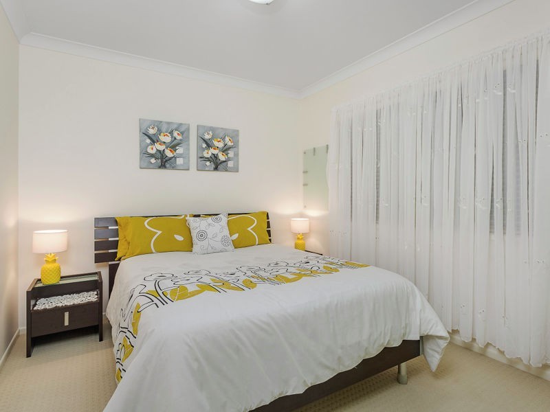 53 Lionheart Crescent, Newport QLD 4020