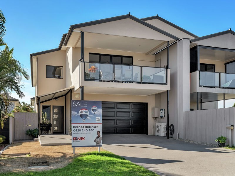 2A Lady Bowen Parade, Rothwell QLD 4022